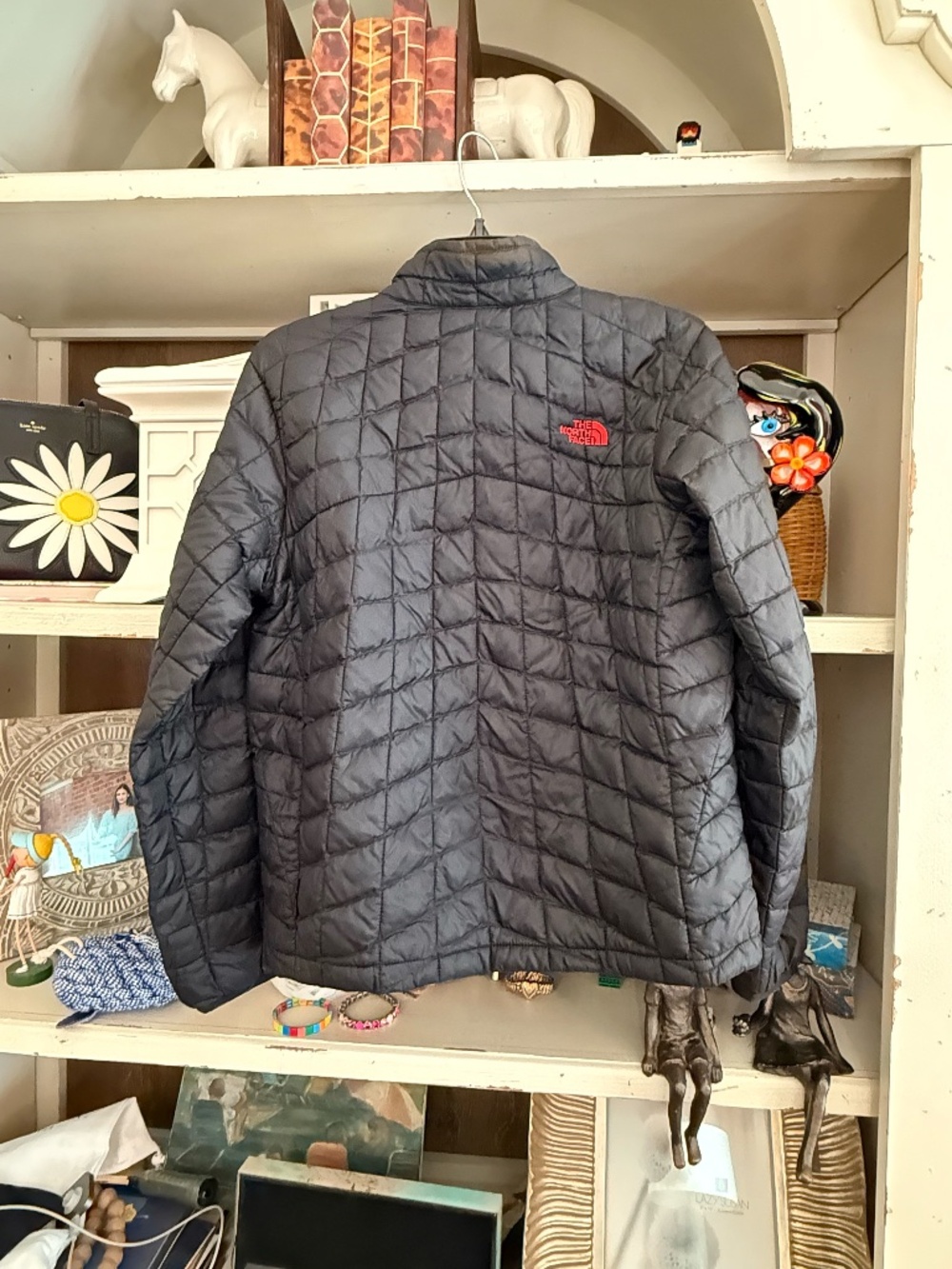 The North Face kids Large 14-16 black quilted coat black red - Picture 3 of 3